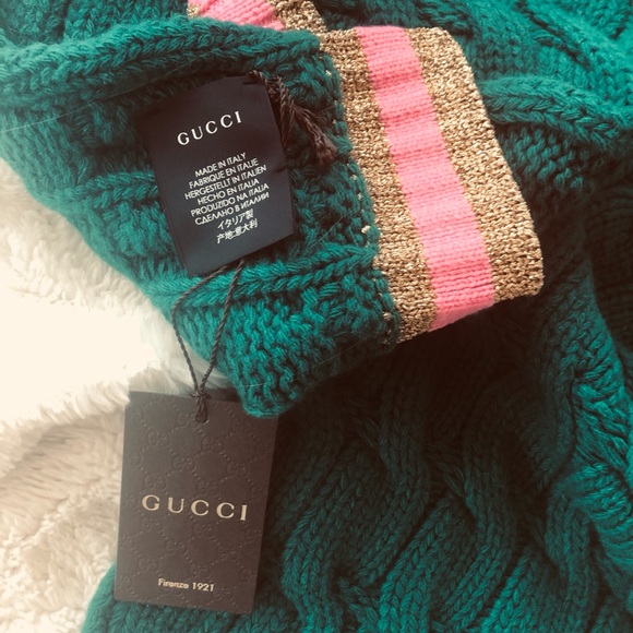 Gucci scarf NWT hat available! - Picture 5 of 12